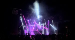 Evento creado por Pandora en Calvarrasa de abajo, macrodiscoteca móvil en salamanca, alquiler de altavoces para fiestas, creación de eventos en salamanca y alquiler de escenarios móviles.