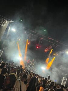 Evento creado por Pandora en Miranda de Azán, macrodiscoteca móvil en salamanca, alquiler de altavoces para fiestas, creación de eventos en salamanca y alquiler de escenarios móviles.