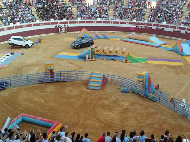 Servicio-de-eventos-Pandora,-macrodiscoteca-móvil-en-salamanca